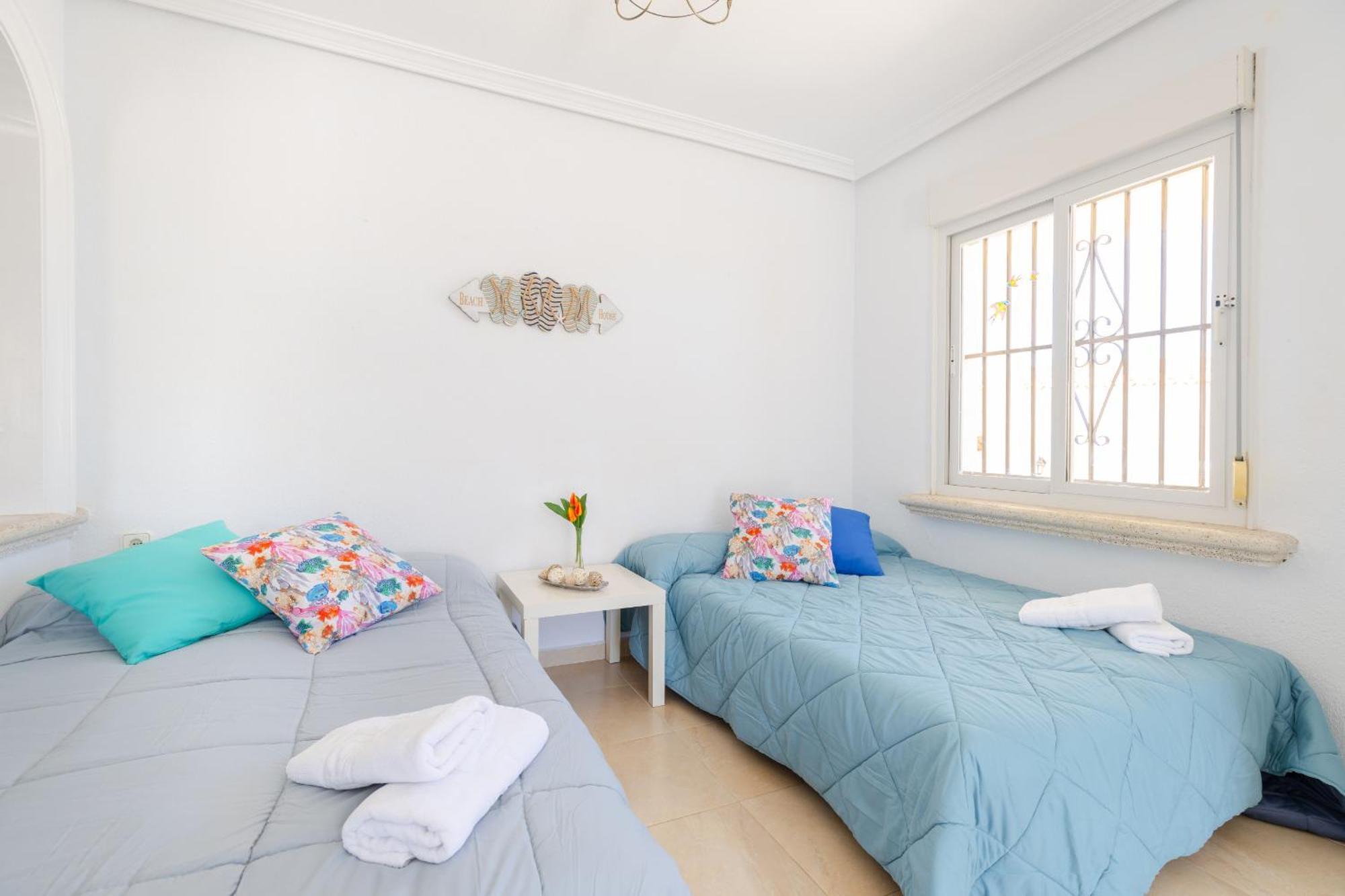 Fidalsa Grand Mediterranean Beachfront Villa Playa Flamenca Exterior foto